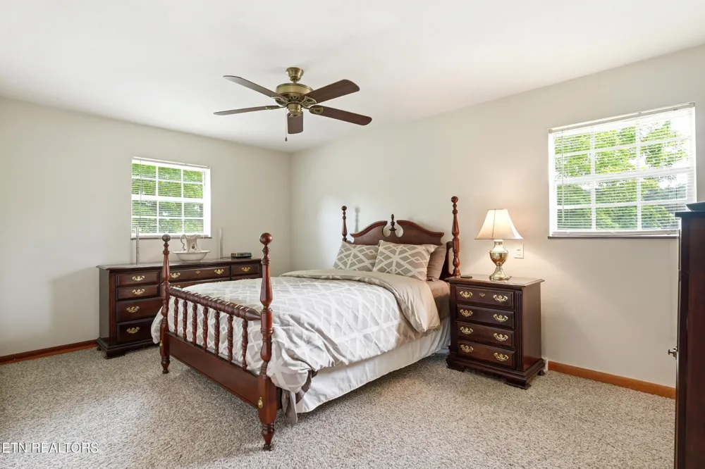 355 Crock Rd Loudon, TN 37774