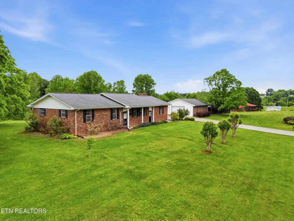 355 Crock Rd Loudon, TN 37774