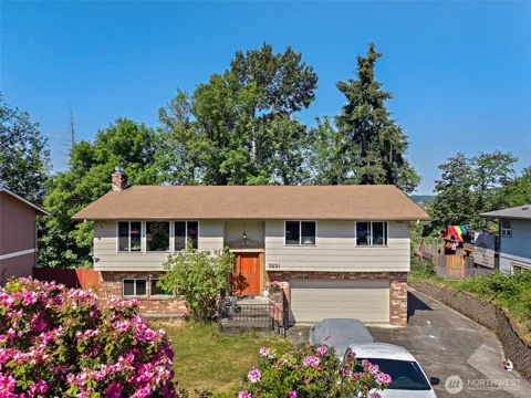 2521 Talbot Crest Drive S