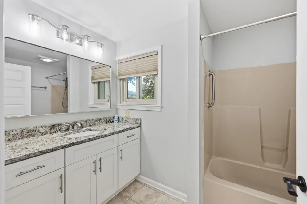 989 Rudolph Street Gainesville, GA 30501