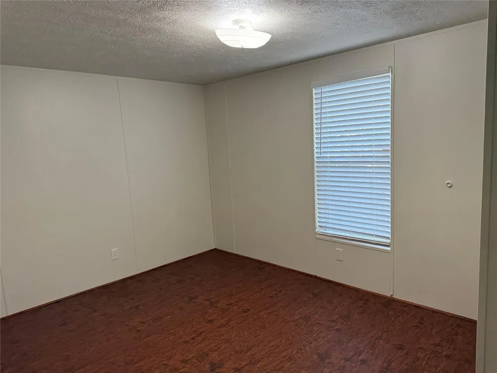 4429 16th Street Bacliff, TX 77518