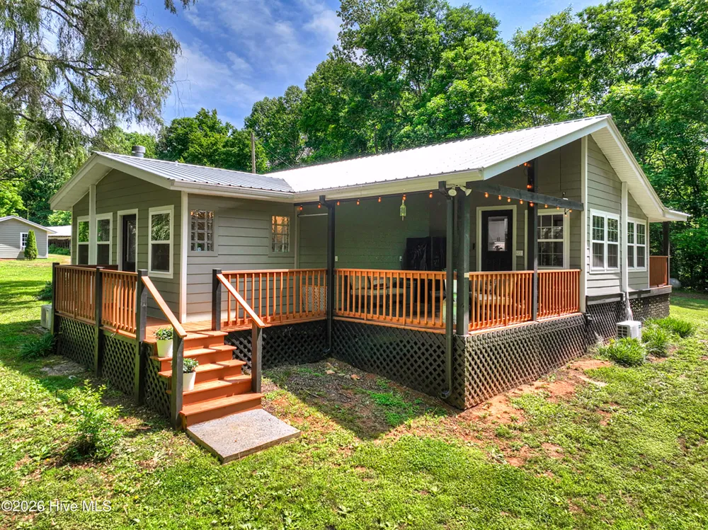 93 Collins Nursery Lane Blairsville, GA 30512