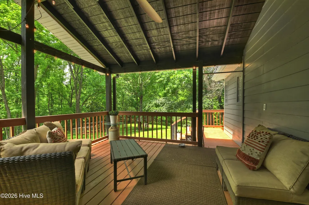 93 Collins Nursery Lane Blairsville, GA 30512