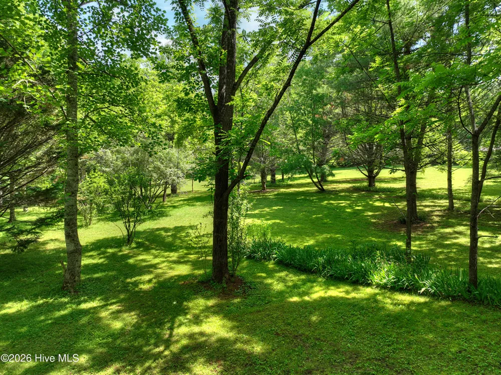 93 Collins Nursery Lane Blairsville, GA 30512