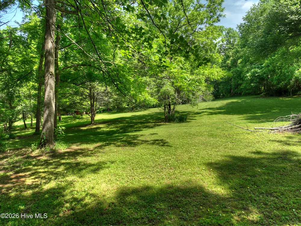 93 Collins Nursery Lane Blairsville, GA 30512