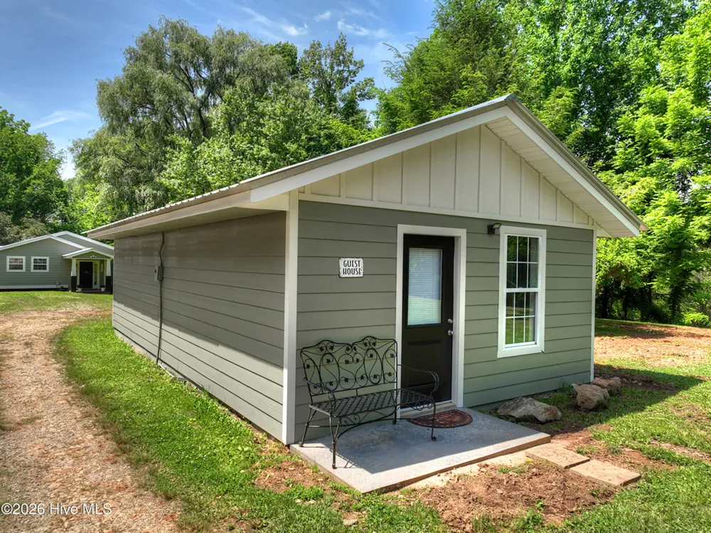93 Collins Nursery Lane Blairsville, GA 30512