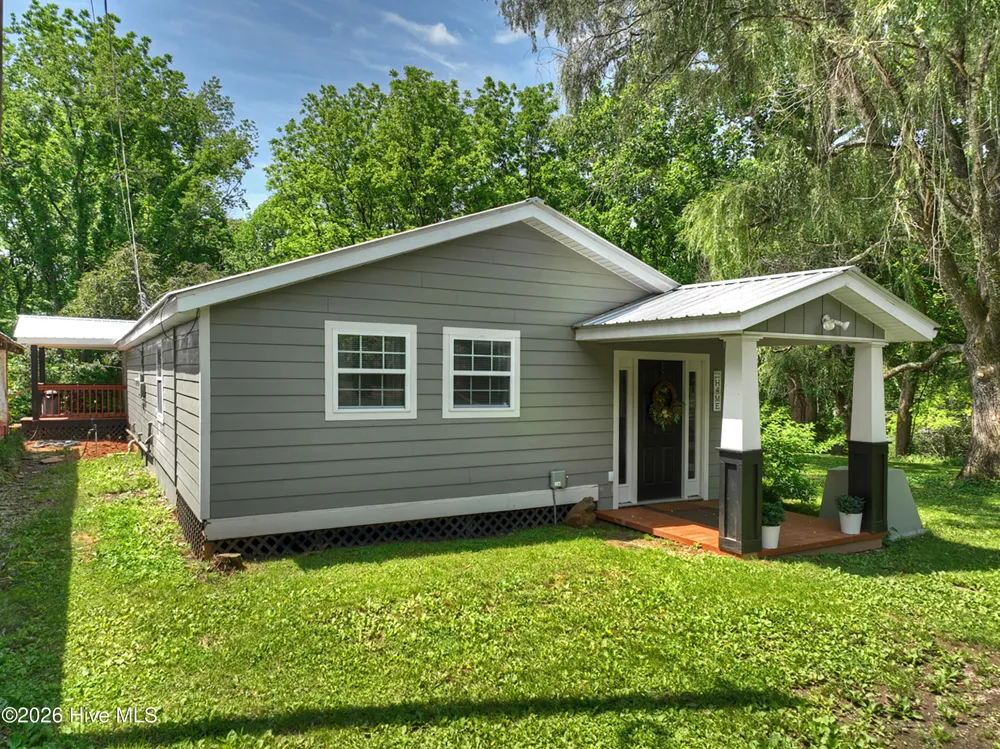 93 Collins Nursery Lane Blairsville, GA 30512