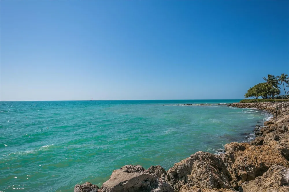 7219 PINE NEEDLE ROAD Sarasota, FL 34242