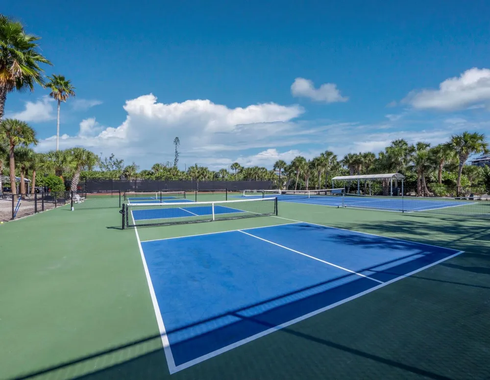 7219 PINE NEEDLE ROAD Sarasota, FL 34242