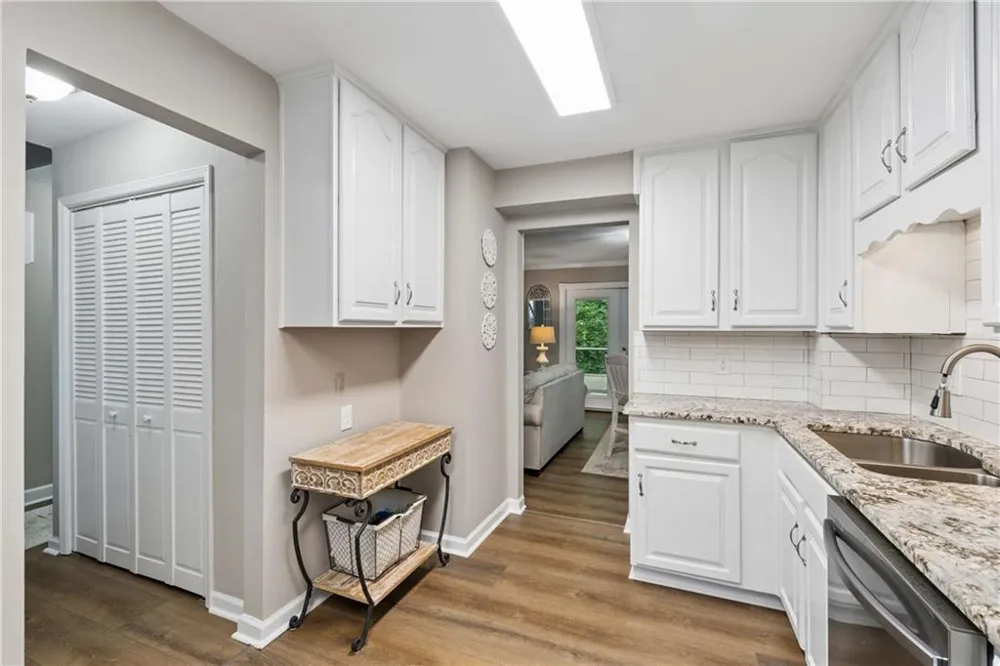 6500 Gaines Ferry Road #G-1 Flowery Branch, GA 30542