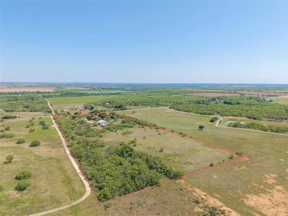 883 Santa Anna Ave Coleman, TX 76834