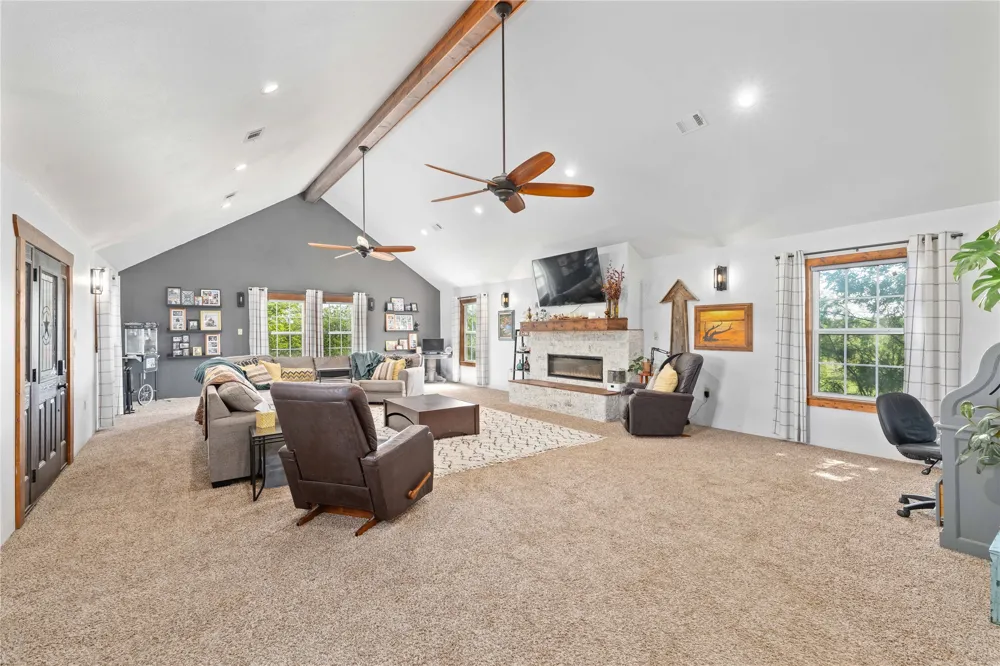 883 Santa Anna Ave Coleman, TX 76834