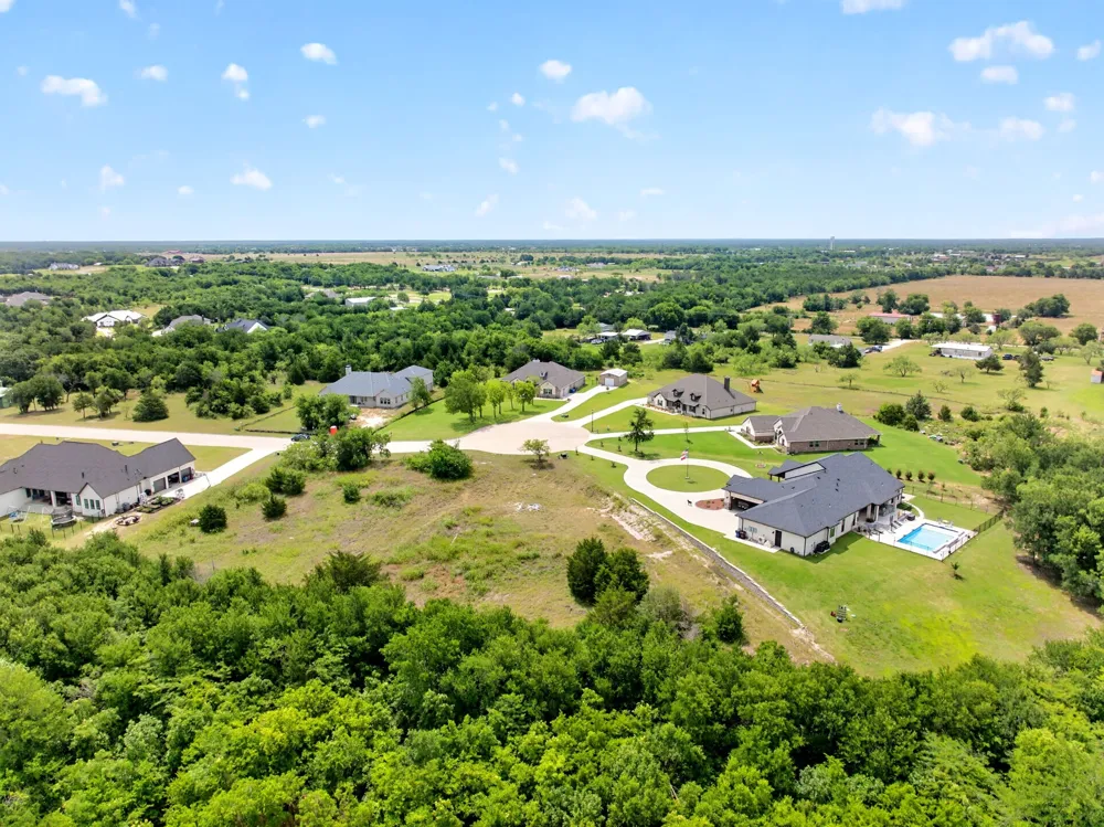 4174 weeping oak Royse City, TX 75189