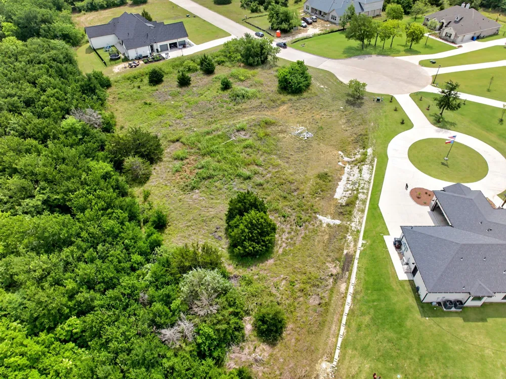 4174 weeping oak Royse City, TX 75189
