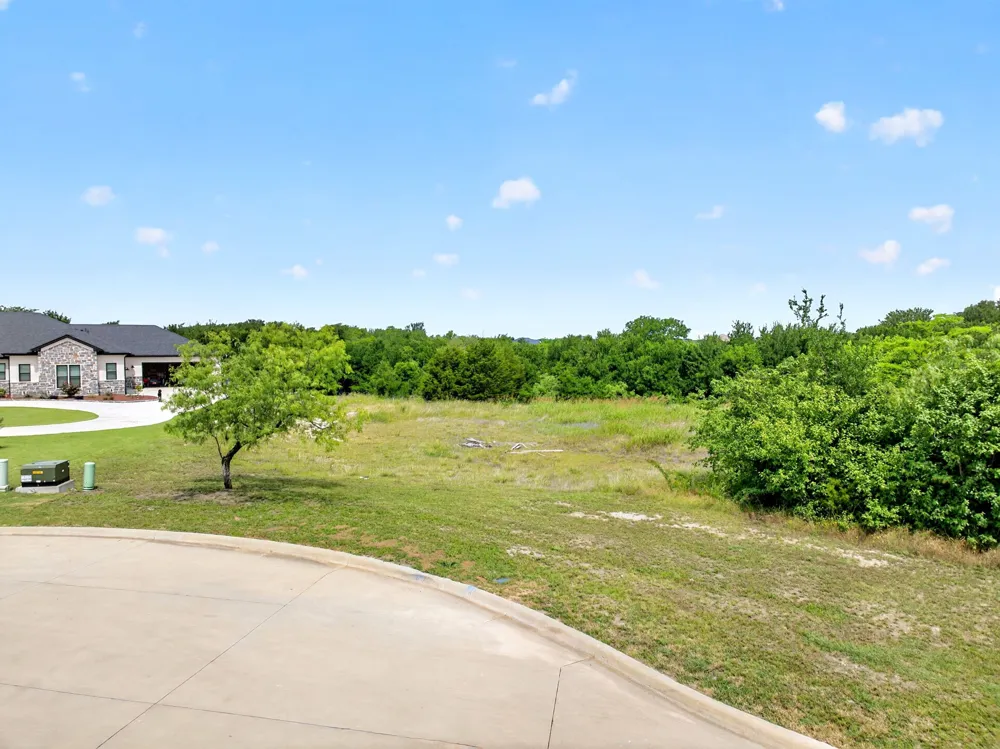 4174 weeping oak Royse City, TX 75189