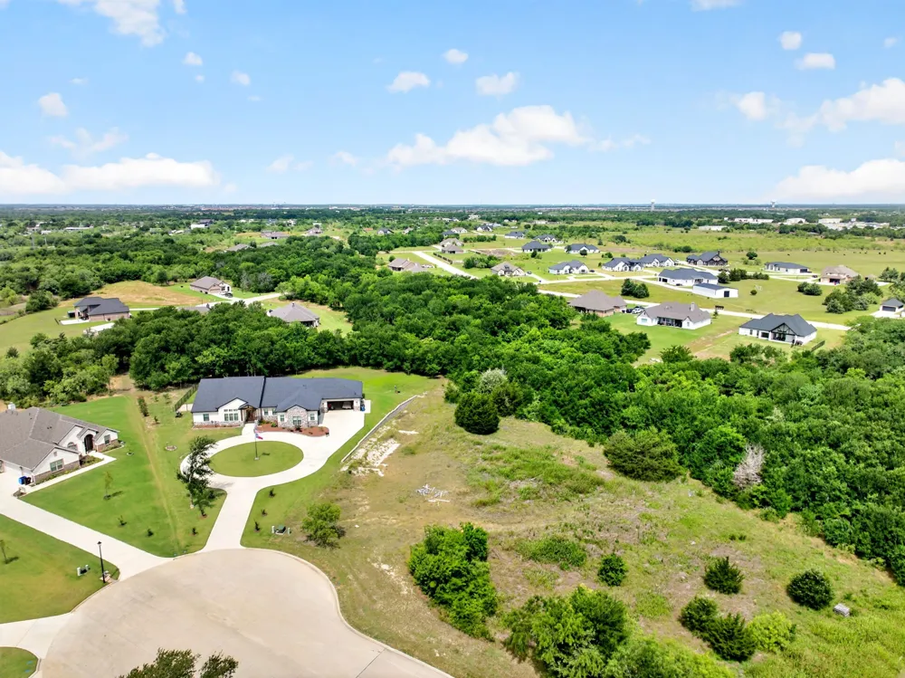 4174 weeping oak Royse City, TX 75189
