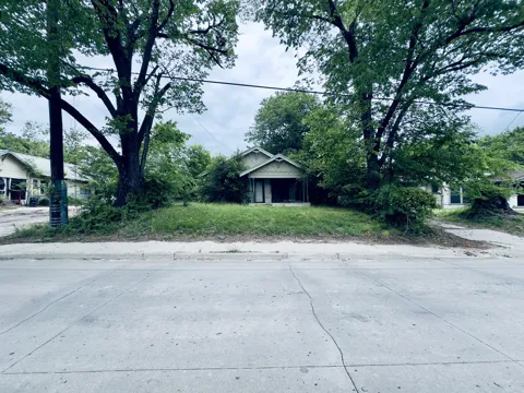 606 Houston League Foscue Street