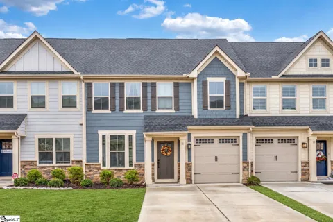 31 Moss Hollow Way
