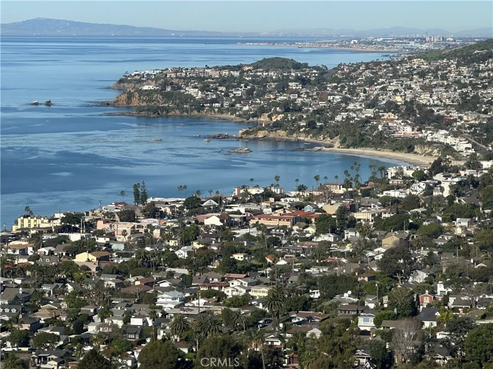 2378 Crestview Drive Laguna Beach, CA 92651