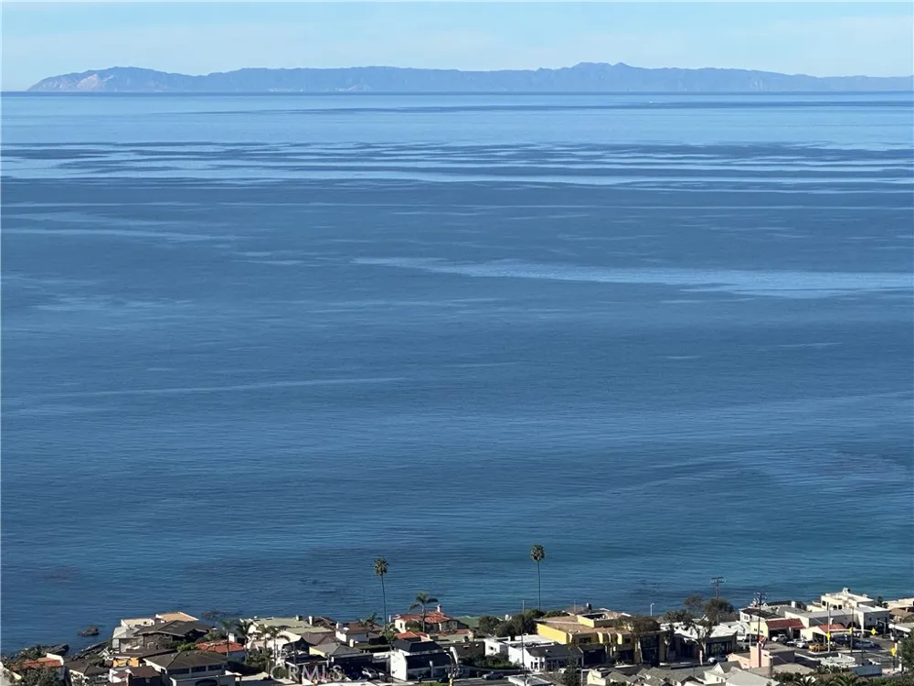 2378 Crestview Drive Laguna Beach, CA 92651