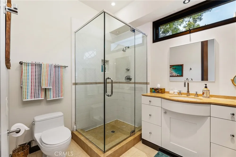 2378 Crestview Drive Laguna Beach, CA 92651