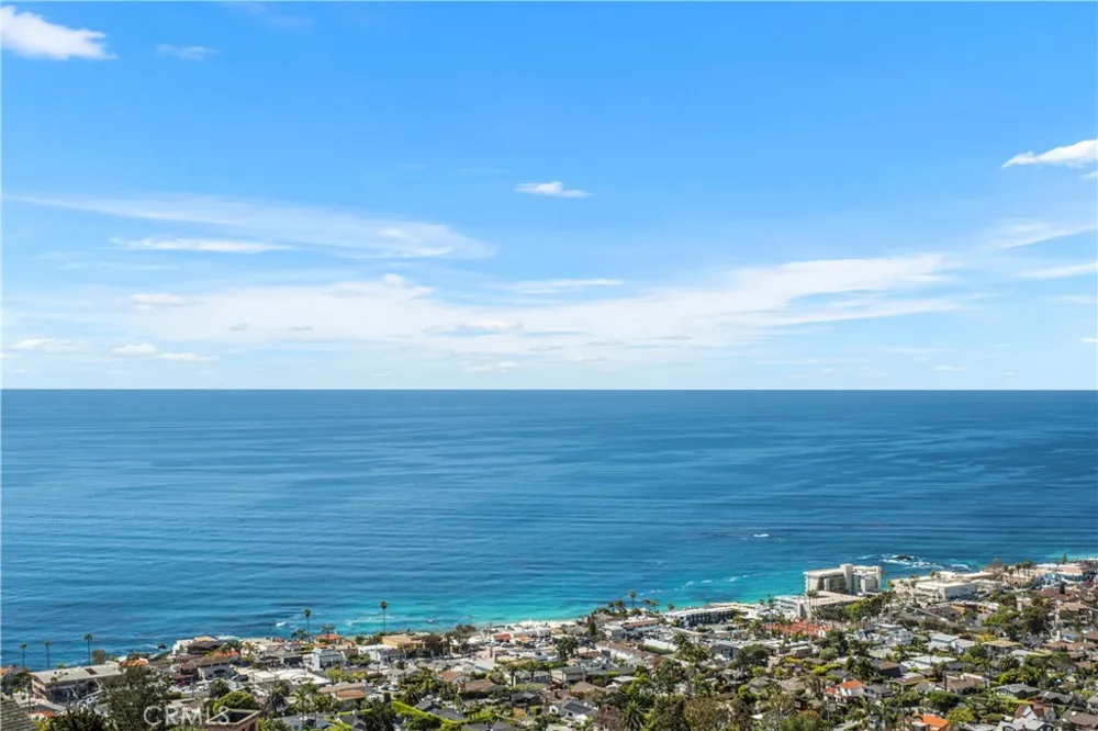2378 Crestview Drive Laguna Beach, CA 92651