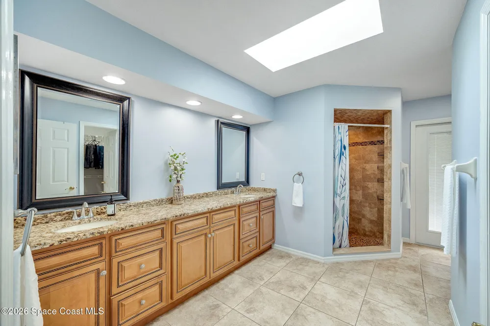 4500 Hunters Run Circle Grant, FL 32949