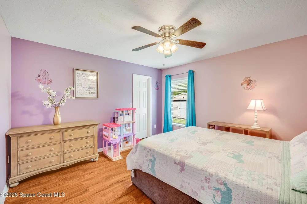 4500 Hunters Run Circle Grant, FL 32949