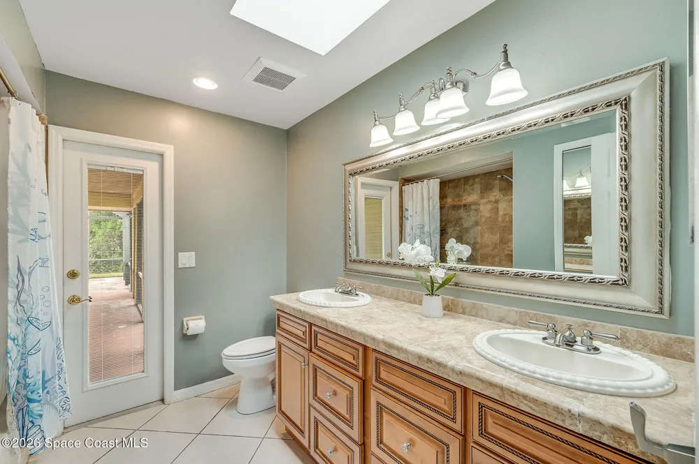 4500 Hunters Run Circle Grant, FL 32949