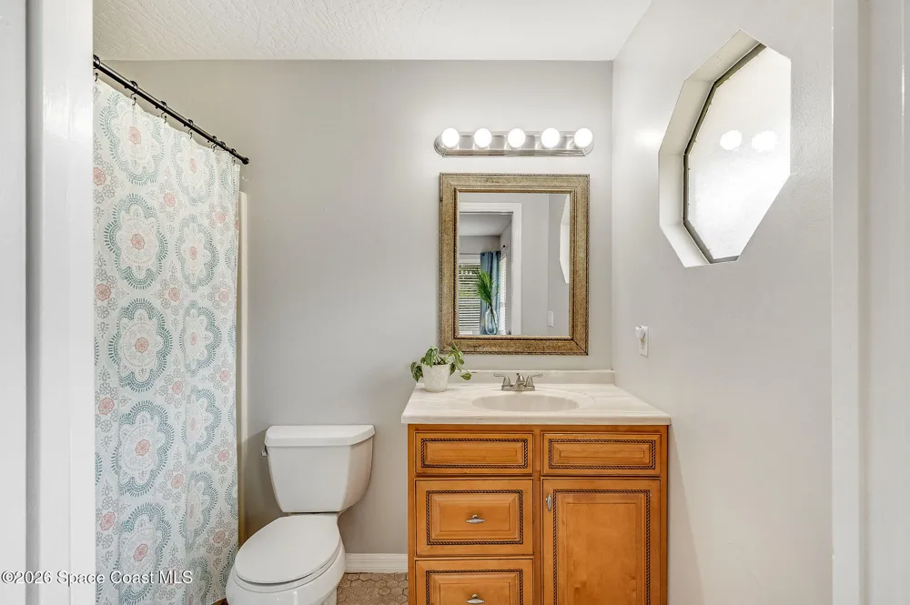 4500 Hunters Run Circle Grant, FL 32949