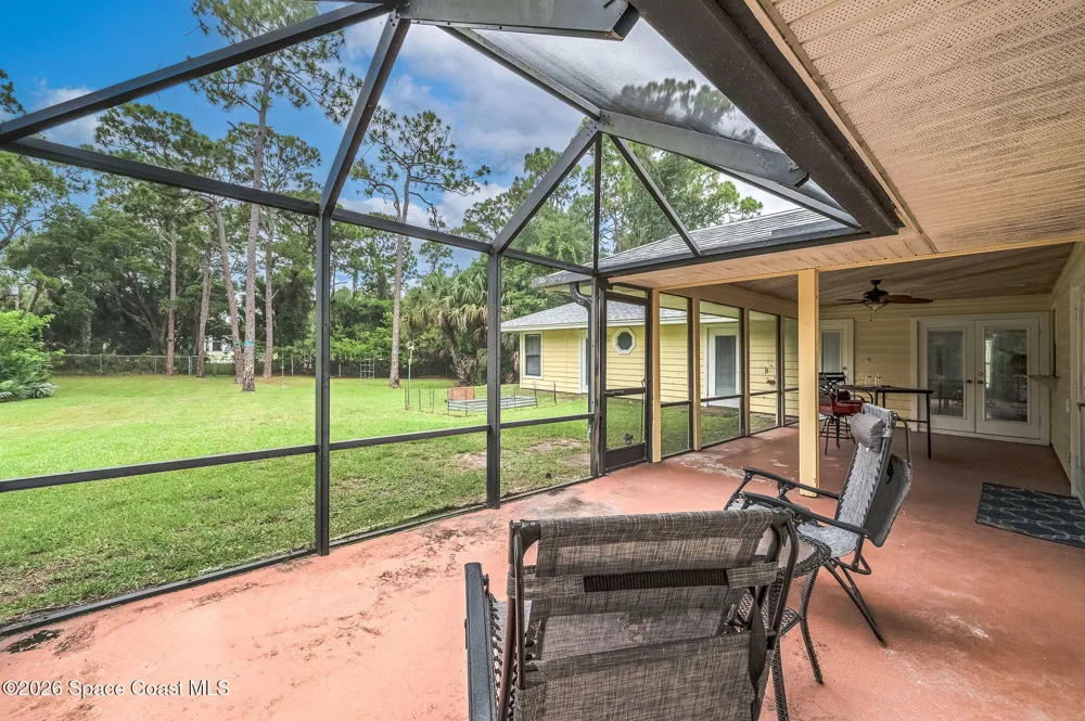 4500 Hunters Run Circle Grant, FL 32949