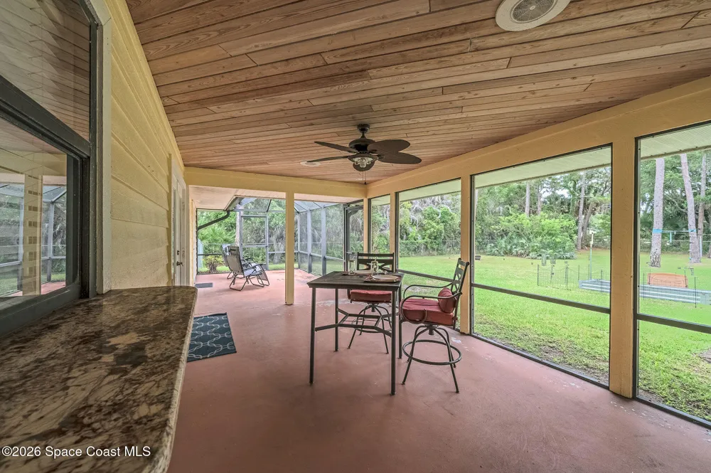 4500 Hunters Run Circle Grant, FL 32949
