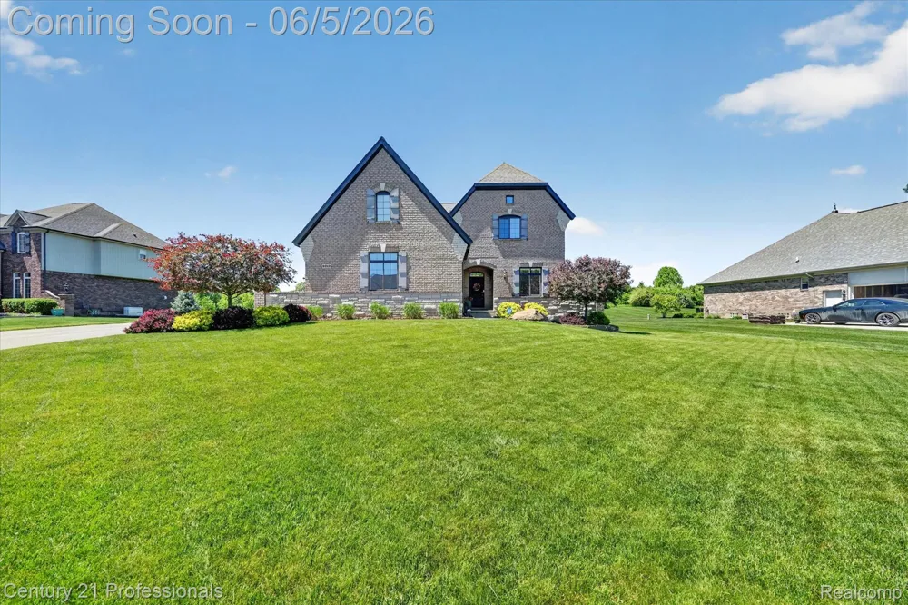 2212 Heidi Drive Addison Township, MI 48370