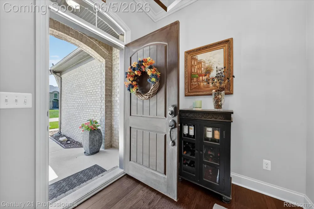 2212 Heidi Drive Addison Township, MI 48370
