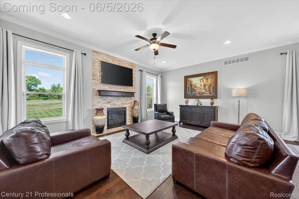 2212 Heidi Drive Addison Township, MI 48370