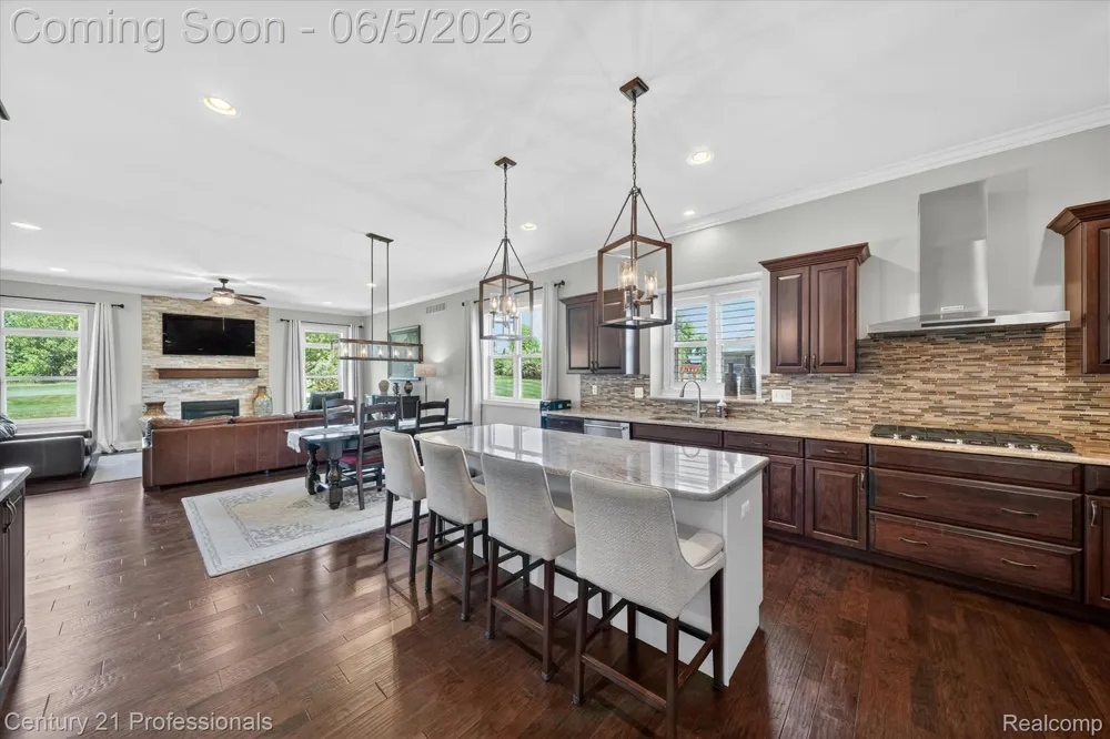 2212 Heidi Drive Addison Township, MI 48370
