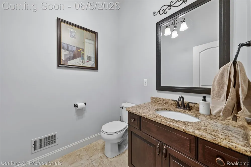 2212 Heidi Drive Addison Township, MI 48370