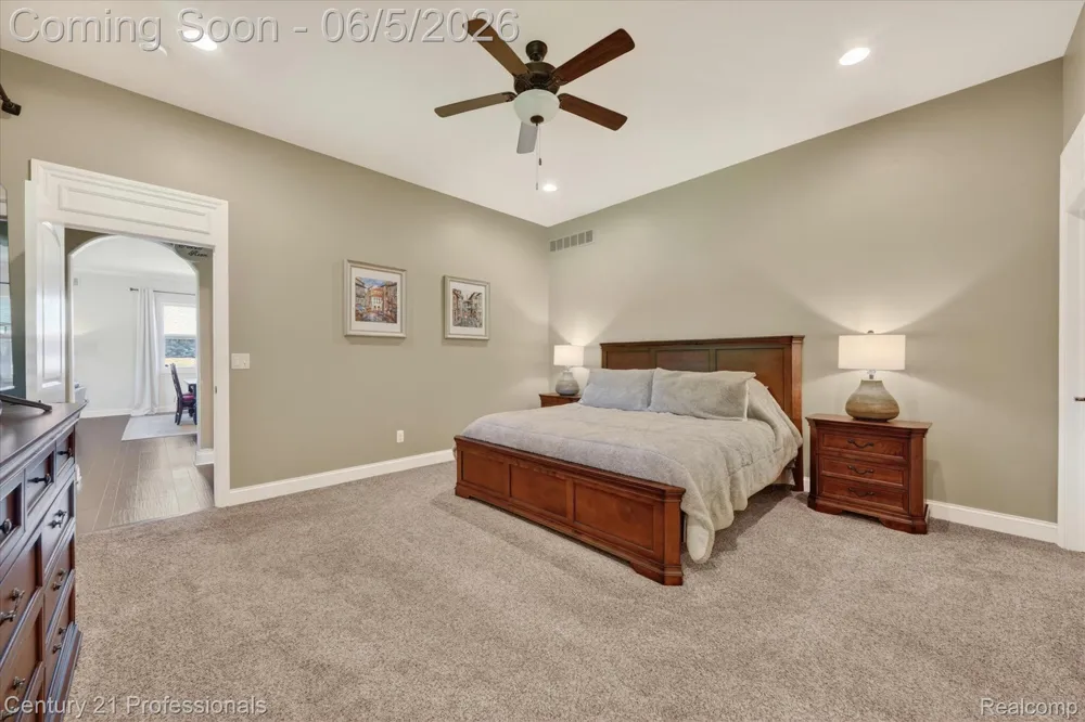 2212 Heidi Drive Addison Township, MI 48370