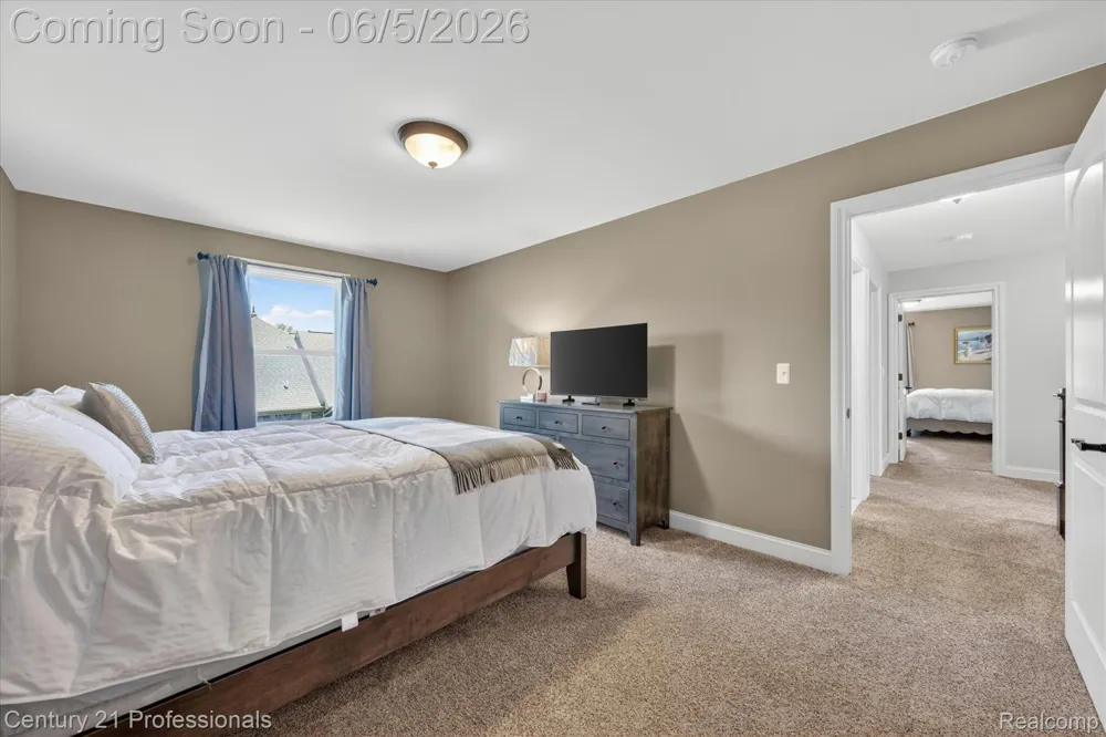 2212 Heidi Drive Addison Township, MI 48370