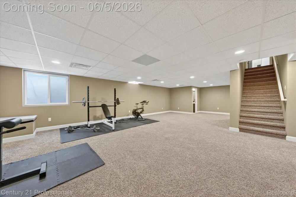 2212 Heidi Drive Addison Township, MI 48370