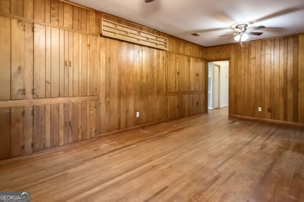 1402 W 12th ST Alma, GA 31510