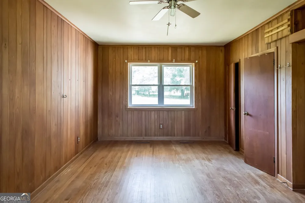 1402 W 12th ST Alma, GA 31510