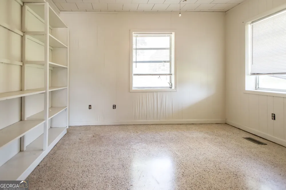 1402 W 12th ST Alma, GA 31510