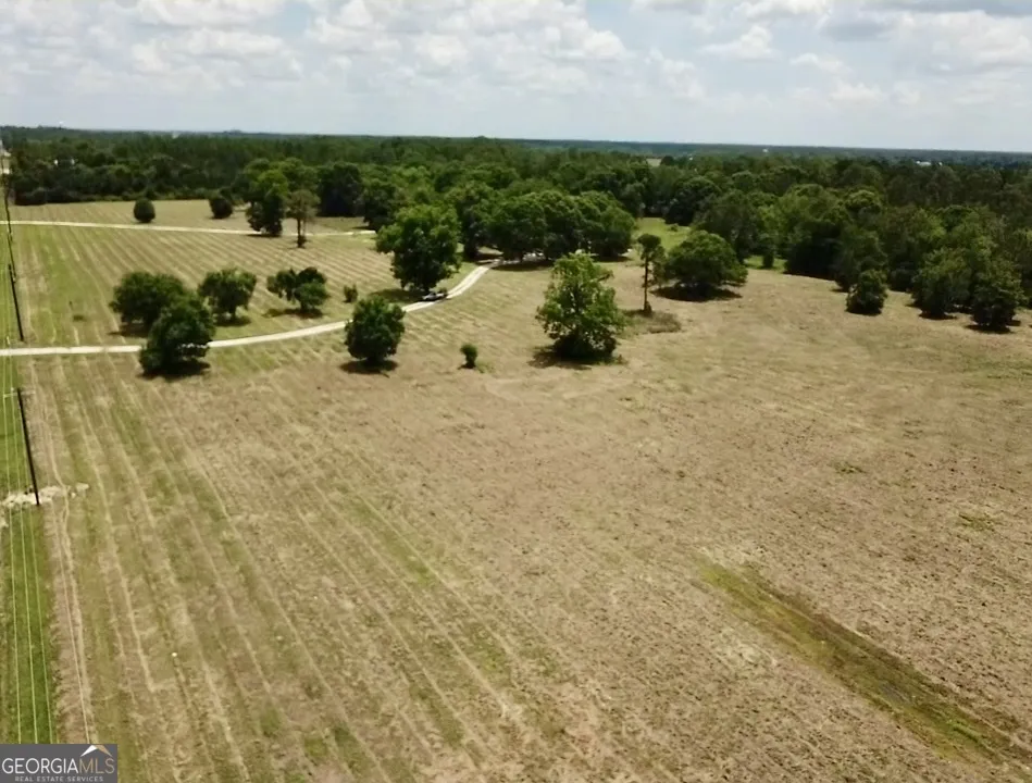 1402 W 12th ST Alma, GA 31510