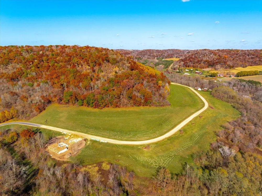 S1517 Shawnee Drive Alma, WI 54610
