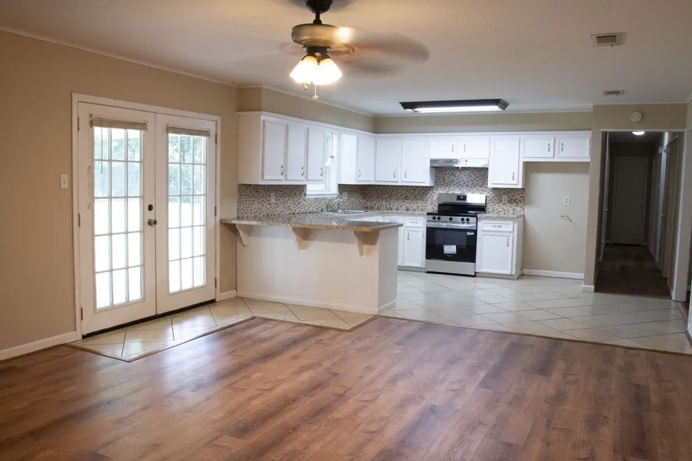 1008 Fairway Lane Mexia, TX 76667