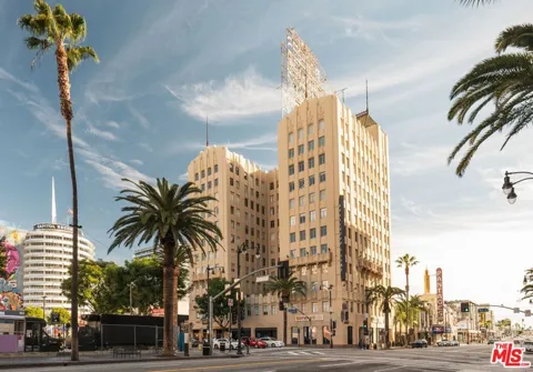 6253 Hollywood Boulevard #402