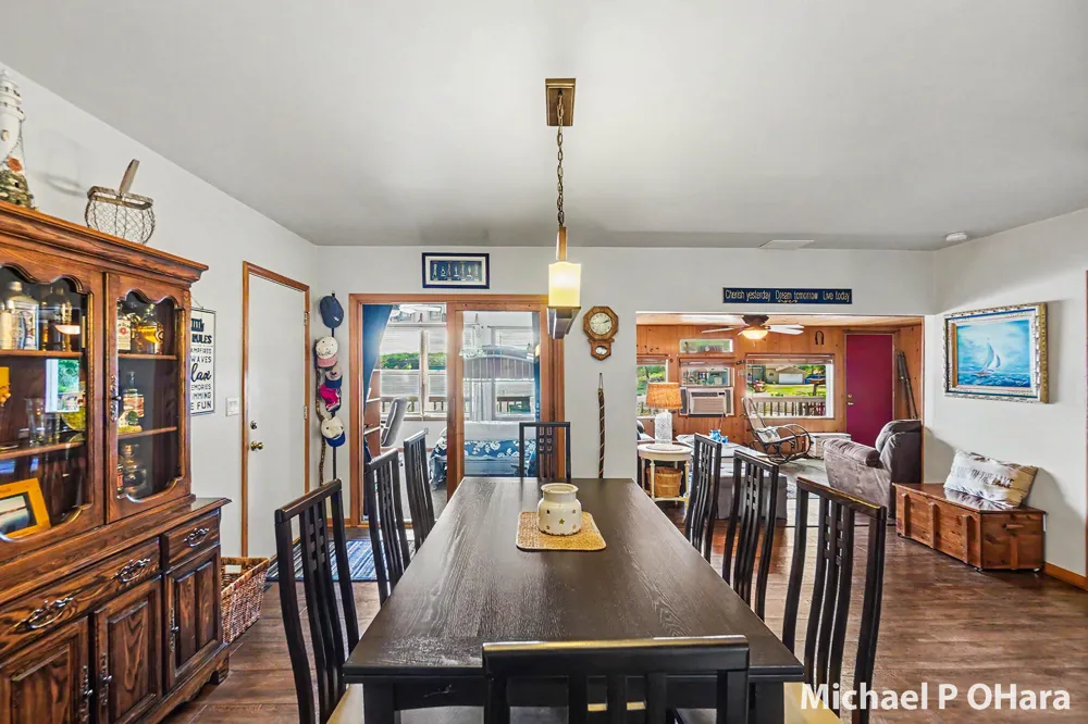818 W Wells Street Lincoln Township, MI 49349