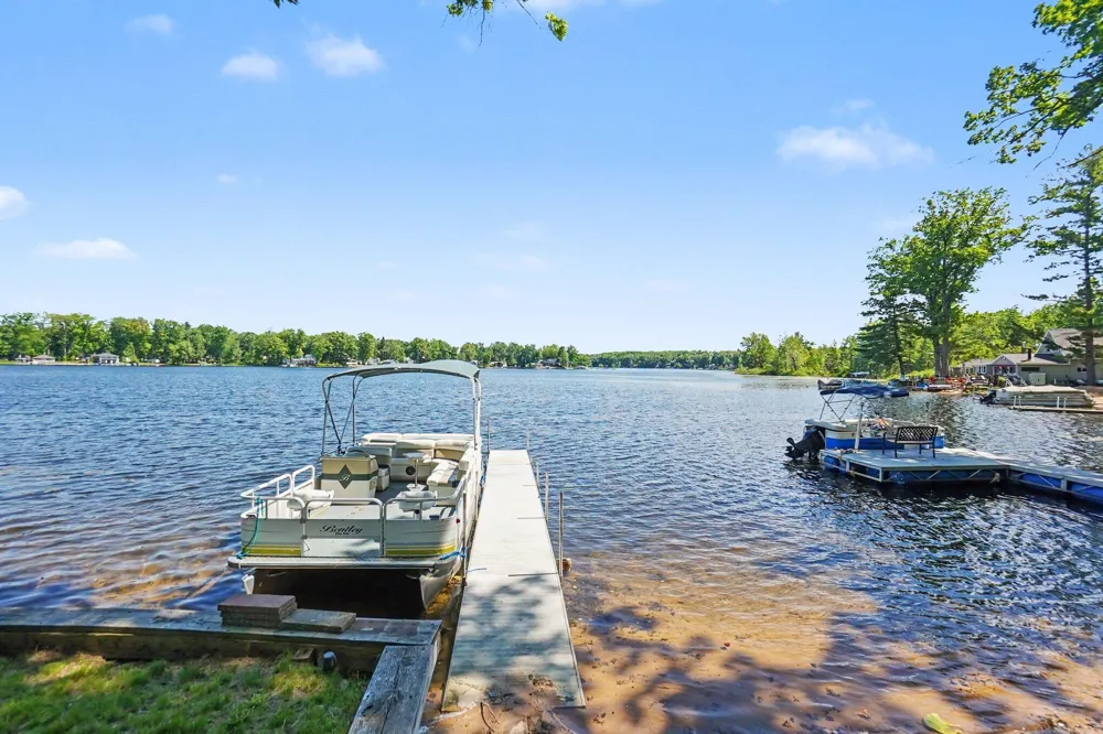 818 W Wells Street Lincoln Township, MI 49349