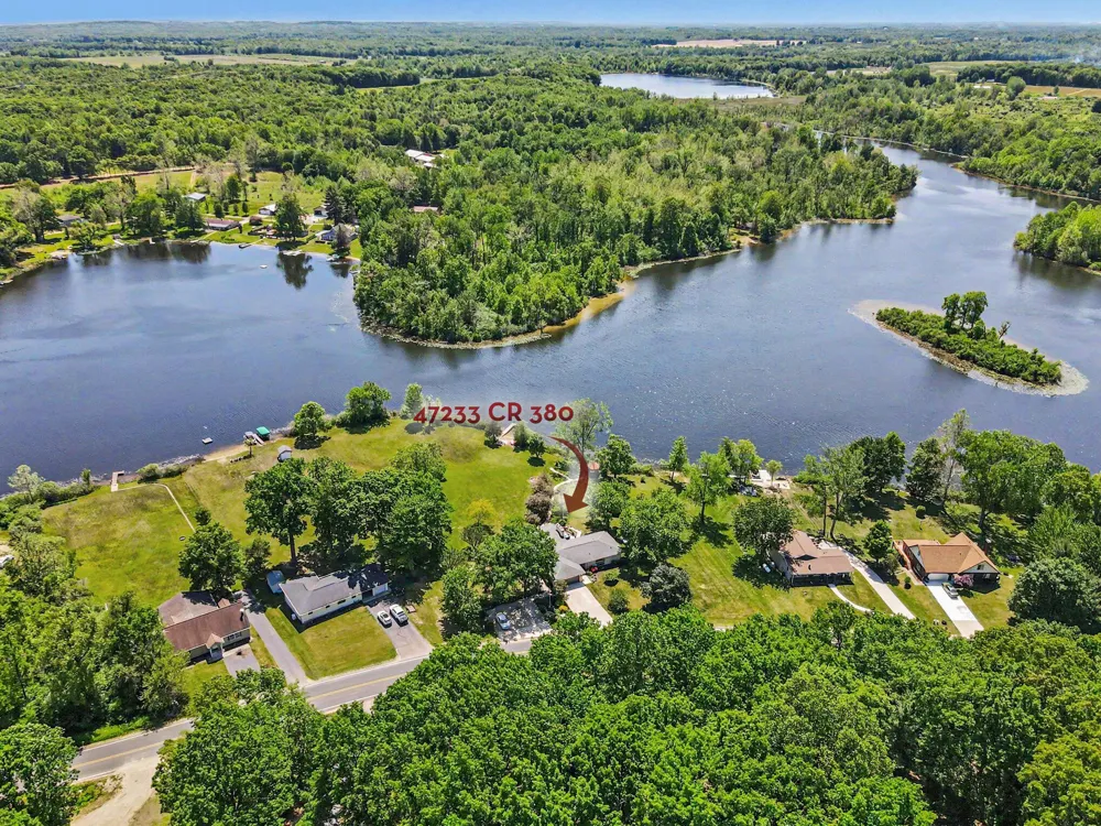47233 CR 380 Columbia Township, MI 49056